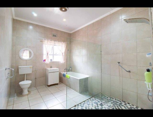 3 BEDROOM HOUSE FOR SALE IN BLUFF